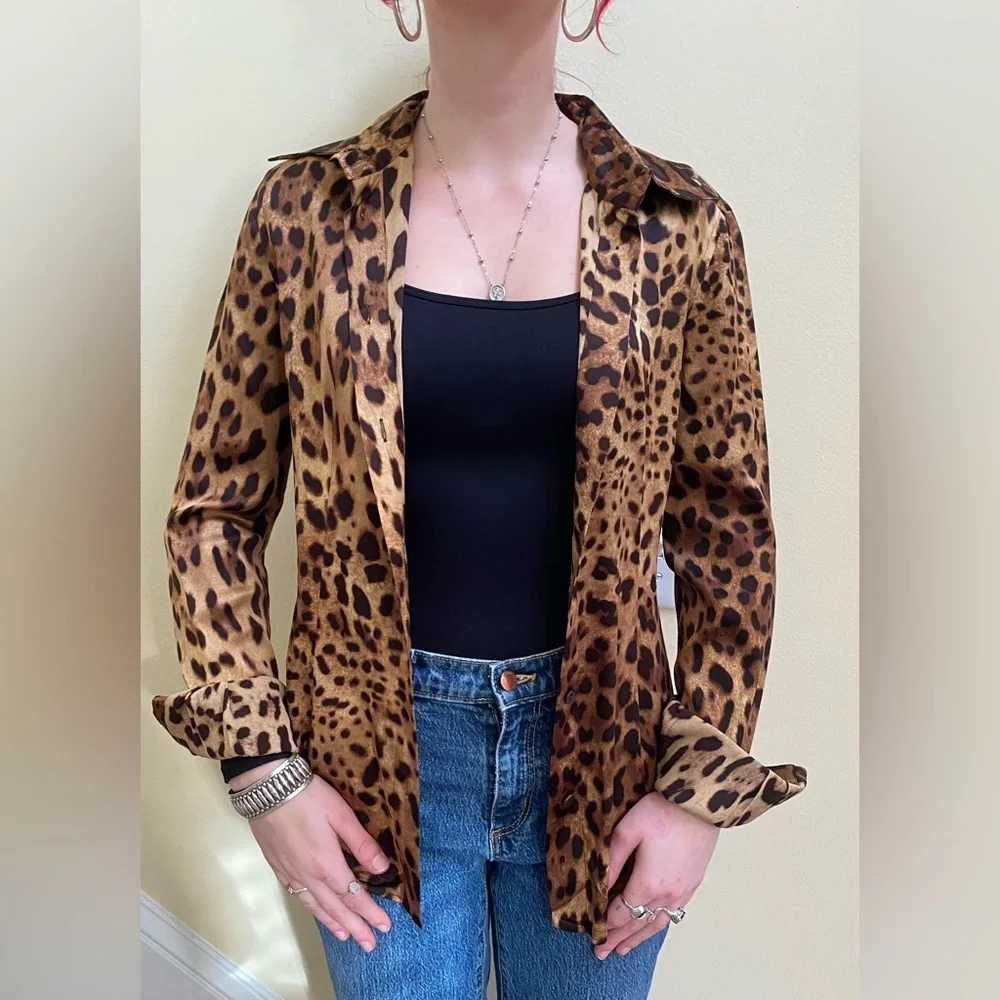 Leopard Print Button-Up Blouse - Brown - Picture 5 of 10